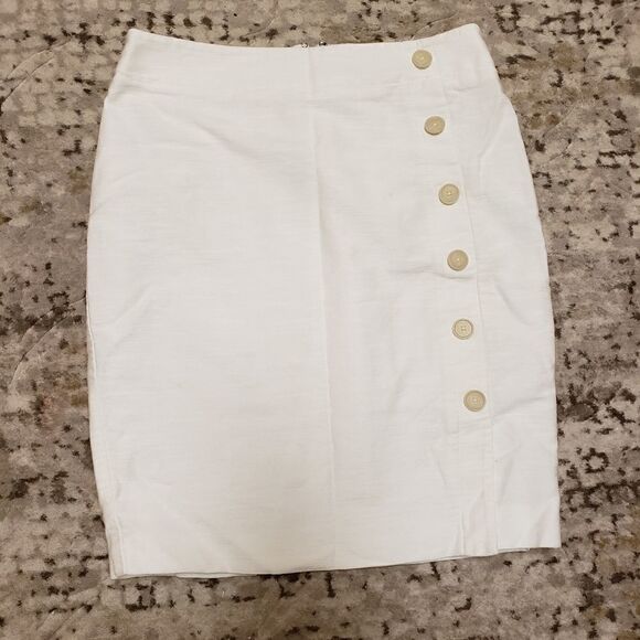 Loft white skirts  - Picture 1 of 8